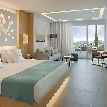 Royal Hideaway Corales 5*