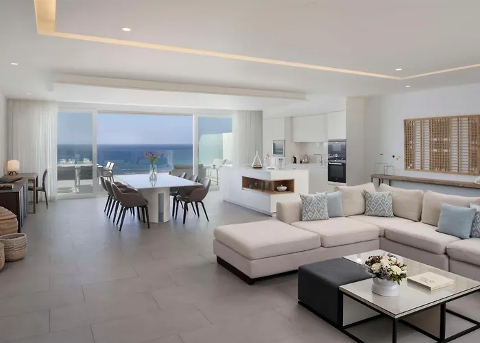 Royal Hideaway Corales (adults Only) فندق